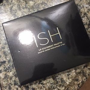 Ish lip statement palette